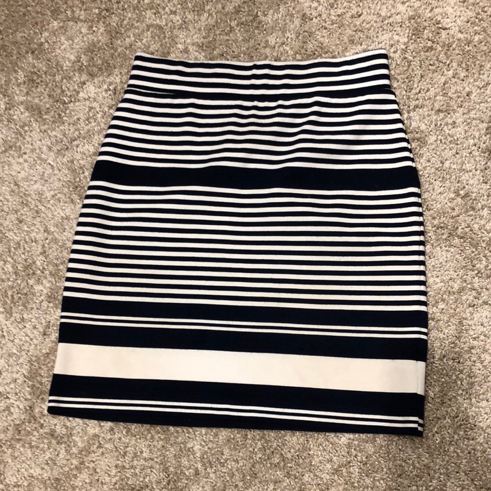 Summer & Sage Mid-Thigh/mini Skirt blue white striped